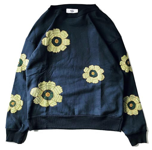 Flower Embroidery Crew Neck Sweat - Big Flower