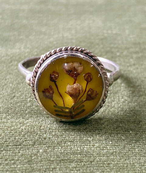 Gustavo / Flower Wreath Ring