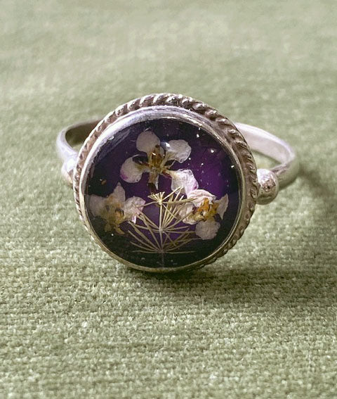 Gustavo / Flower Wreath Ring