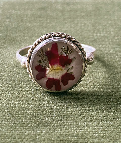 Gustavo / Flower Wreath Ring